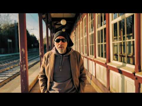 Alessandro Bosco – Che Ore Sono (Official Video)