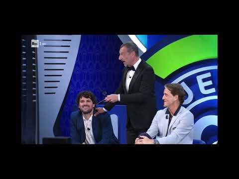 GLI AUTOGOL, DJ MATRIX - CORO AZZURRO (feat. Arisa e ludwing)