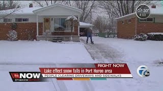 Lake effect snow falls in Port Huron area
