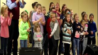 LP Kids  11 20 2016  Singing He's Got The Whole World In His Hands