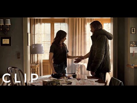 Dark S2E1-The Stranger meets Hannah