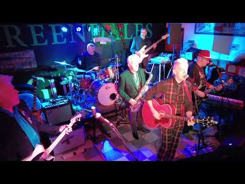 The Silverbacks - Worcester MA - "Tumblin' Dice"