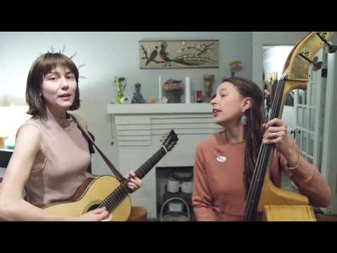 NNS.3 // Molly Tuttle & Lindsay Lou - Operation Ivy (cover) The Crowd