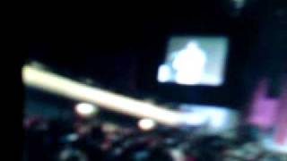 LAURA LEON Y CELSO PIÑA  PORMAS Q VUELES MUY ALTO