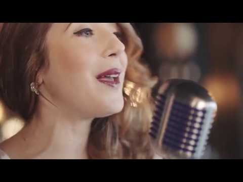 Becki Biggins - Jazz Singer & Saxophonist