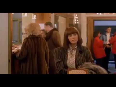 Guido Nicheli "Dogui" con Stefania Sandrelli arrivano in Hotel a Cortina d'Ampezzo