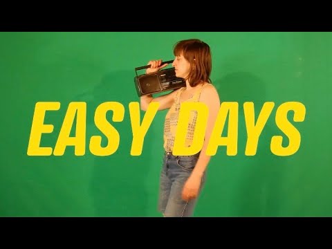 Klarka Weinwurm - Easy Days (Official Video)