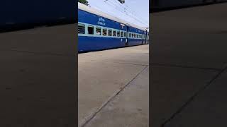 preview picture of video '12639 Brindavan Express'
