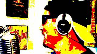 I Hear You Knockin'  (Performed By Eric Shelman)