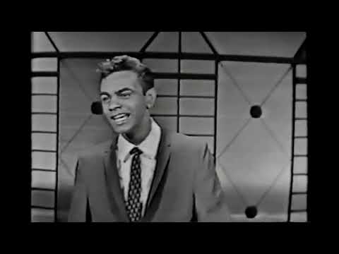 Johnny Mathis  "It's Not For Me To Say"    1957    (Audio Remastered)