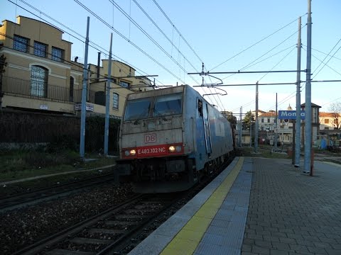 E.483-102 + CARRI CHIUSI SOSTA E RIPARTENZA STAZIONE DI MONZA