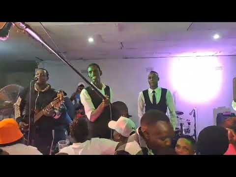 Sulu Chimbetu achemedza vanhu after signing Ndarangarira Gamba