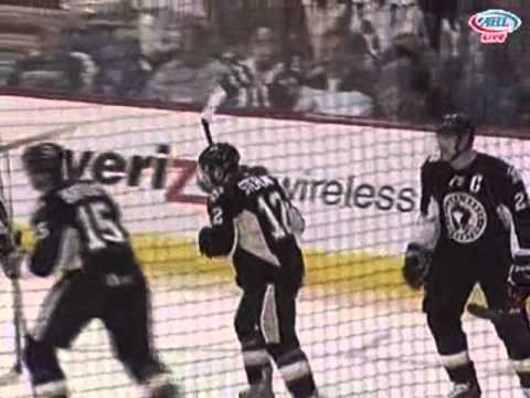 Keven Veilleux highlight-reel goal - 11/20/2010 vs. Hershey Bears