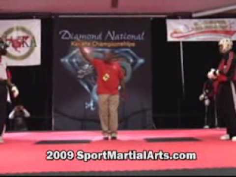 Travis Plowden vs DeJuan Brown - Men's team sparring - 2009 Diamond Nationals