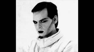 Gary Numan - She Cries (1984 B-side) HQ