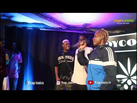 SLVM surprend sa grande sœur ANDY S en plein concert