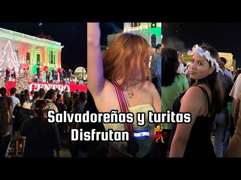 Sangre Morena got everyone in El Salvador dancing 🥳 with great cumbia 💙