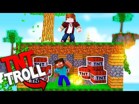 Minecraft Sky Wars: WORLD RECORD EPIC TNT TROLLING!