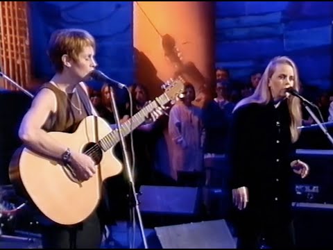 Shawn Colvin & Mary Chapin Carpenter - "One Cool Remove" (Live on Later With Jools Holland 10/12/94)