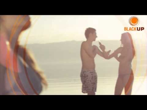 Black Up уживајте под сонцето