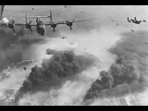 Bitwy Lotnicze II Wojny Światowej - Ofensywa strategiczna nad Niemcami