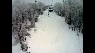preview picture of video 'Burke Mountain Mid Burke Express Ski Lift'