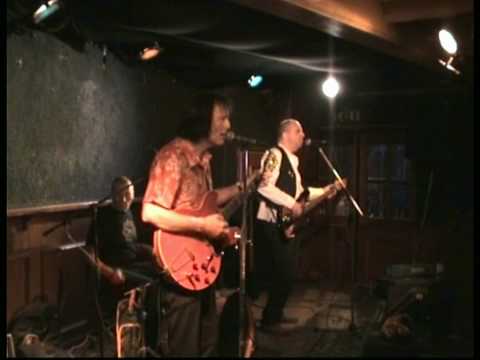 LES WILSON & The Mighty Houserockers @ BLUES CAFE - HEARD IT THROUGH THE GRAPEVINE