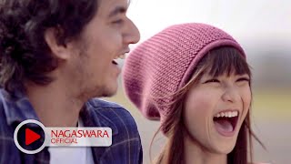 Kerispatih - Menyerah di Hadapan Cinta - Official Music Video - NAGASWARA