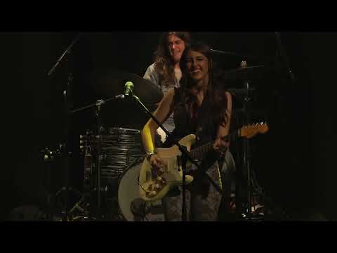Bella Rayne Band video