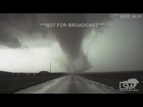 5-24-16 Dodge City, KS Close Range Tornado