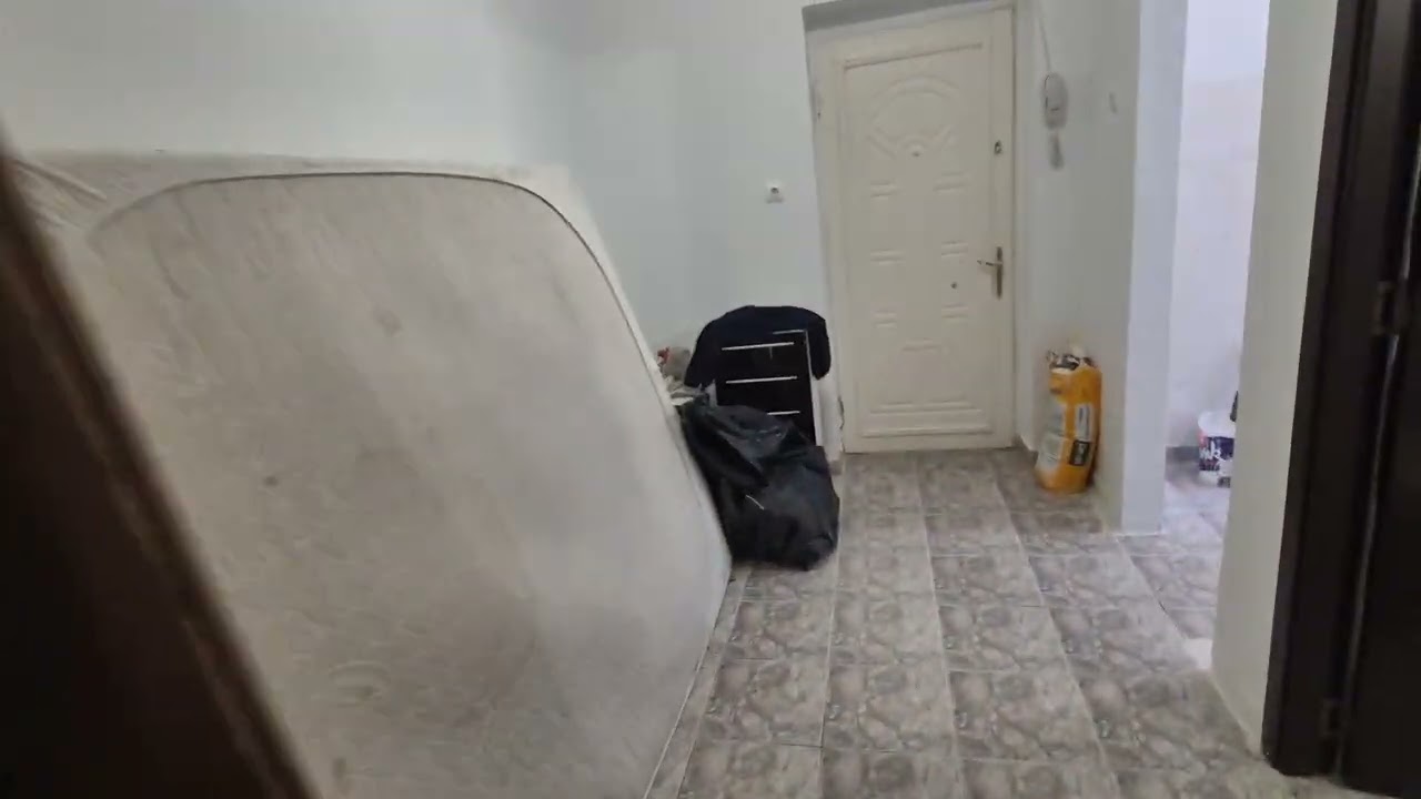 Tur video Garsoniera Drumul Taberei Bucuresti