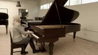 Choosing piano for Salle Gaveau recital May 21, 2014,  Valentina Lisitsa