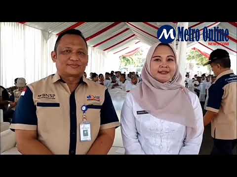 Bupati Nina Agustina Bekali 100 Pengemudi Dengan Sertifikasi BNSP