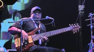 Melvin Davis bass solo 2013