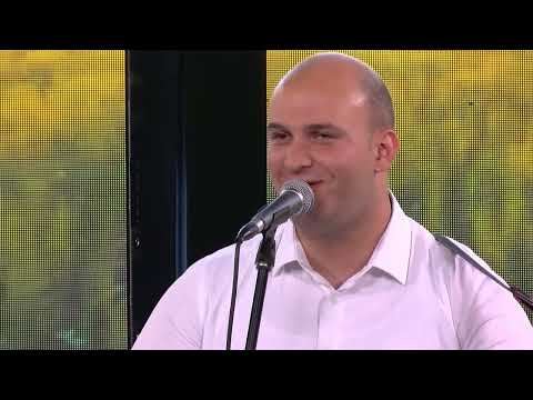 Tamburaški ansambl "Ruže" - Sve ove godine/ Bezobrazno zelenu