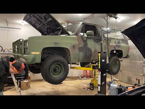 1985 M1009 K5 Chevy Blazer, walk around and test drive with the 6.2 Detroit diesel