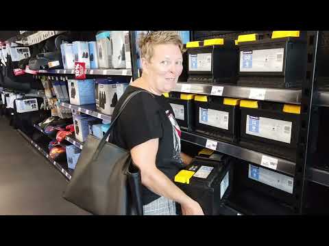 Fiat Ducato Starterbatterie Wechsel für untalentierte. Wohnmobil fertig machen, überwintern Spanien