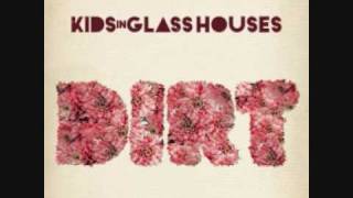 Kids in Glass Houses - Hunt the Haunted