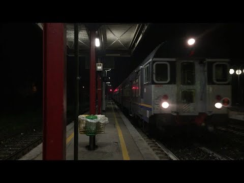 Pilota passante in nuova livrea DPR sul REG 11611,in arrivo e in partenza dalla stazione di Cervia!