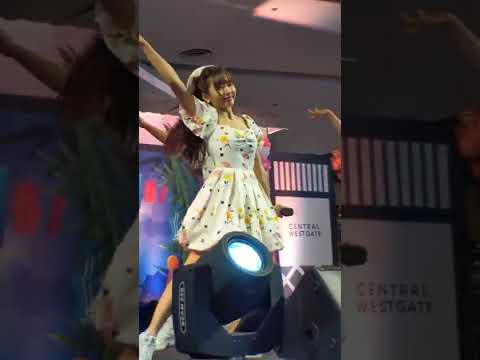 [Fancam] Mint The Glass Girls - ไม่ใกล้ไม่ไกล @ J-TRENDS in TOWN Summer Festival