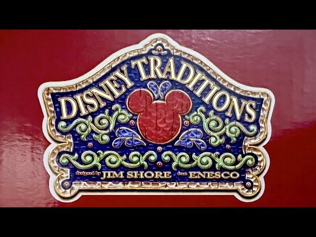 Vídeo relacionado con Disney Traditions Figura de Dumbo Volando, Diseñada por Jim Shore, coleccionar, Enesco