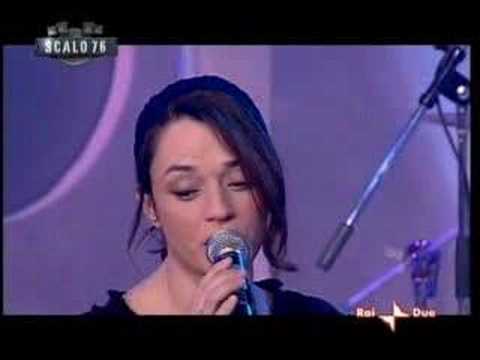 Carmen Consoli e Mario Venuti. Mi votu e mi rivotu.