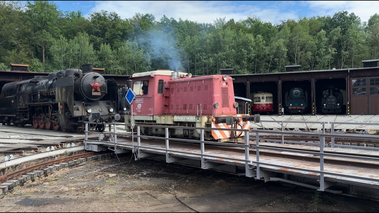 Мотовоз 703 031 в музее Лужна у Раковника / 703 031 at Luzna u Rakovnika