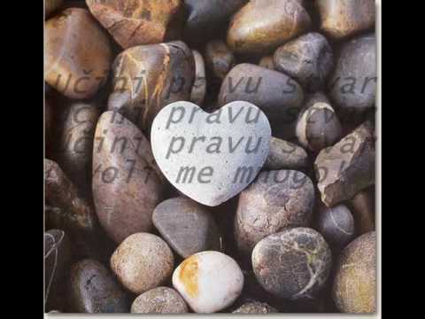 Atina feat  Sakoni Ucini pravu stvar