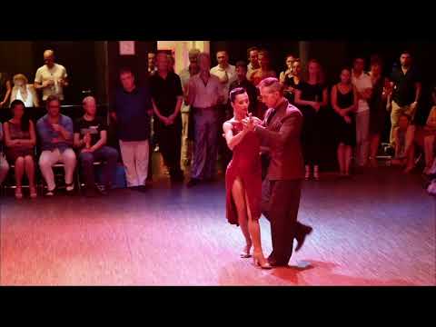 Michael Nadtochi und Paula Duarte bei Pan y Tango (1)
