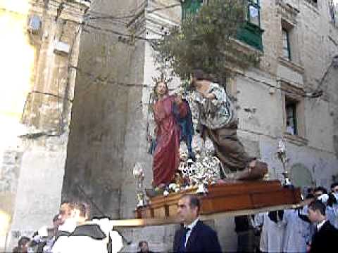 Bormla Gimgha l Kbira 22 4 2011 L istatwa tal bewsa ta' Guda malcolm schembri zabbar malta part 3A