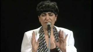Mia Martini in Gli uomini non cambiano di Giancarlo Bigazzi. Live 1992