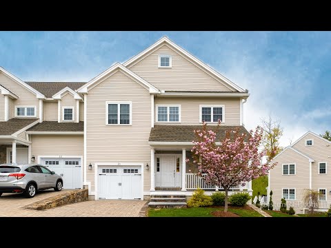 15 Ramsdell Way, Unit 21, Lynnfield MA - Louise Bova-Touchette - Tel 617-605-0555