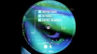 Download lagu Silent Phase aka Stacey Pullen - Meditive Fusion - R&S/Transmat mp3 Download lagu Silent Phase aka Stacey Pullen - Meditive Fusion - R&S/Transmat mp3