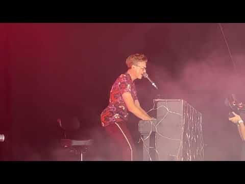 McFly at Glastonbury 2022 - Don't Stop Me Now cover